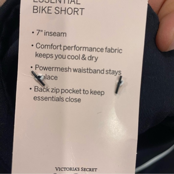 New Victoria Secret Women's Black Athletic Shorts, Women Pocket shorts, Size L‎ - Picture 9 of 10